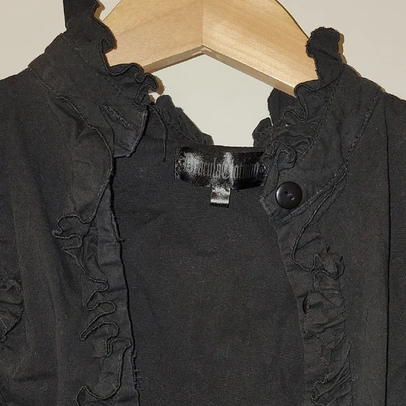 Gothic Ruffled Long Sleeve Blouse with Jabot Collar - Picture 3 of 6